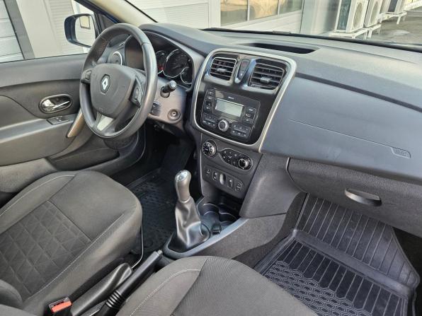 Renault Sandero II с пробегом 2018 года, цена 1 198 000 рублей, 47700 км, хэтчбек, Автокод Объявления