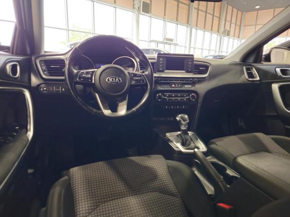 Kia Ceed III с пробегом 2018 года, цена 1 675 000 рублей, 160000 км, хэтчбек, Автокод Объявления
