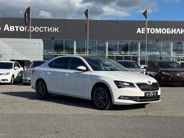 Skoda Superb III с пробегом 2016 года, цена 1 766 000 рублей, 190000 км, лифтбек, Автокод Объявления