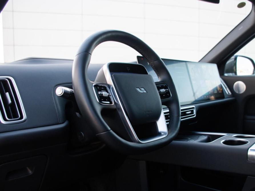 Li Auto (Lixiang) L9 I Рестайлинг Москва  - изображение 10