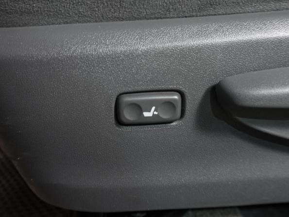 Toyota Prius III (XW30) с пробегом 2010 года, цена 1 499 000 рублей, 151115 км, лифтбек, Автокод Объявления