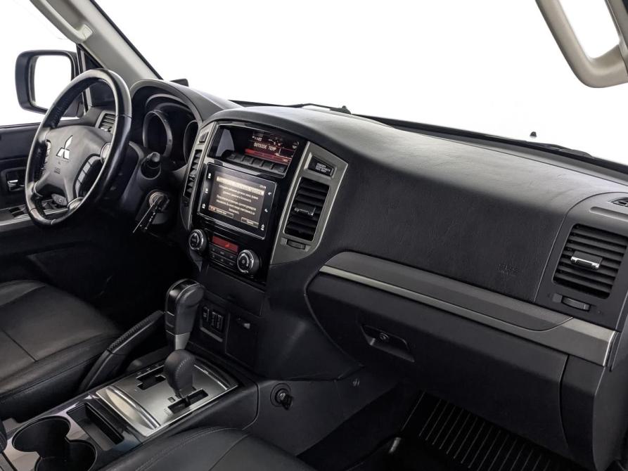 Mitsubishi Pajero IV Рестайлинг 2 Москва  - изображение 13