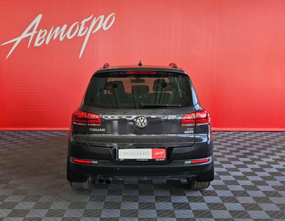 Volkswagen Tiguan I Рестайлинг с пробегом 2016 года, цена 1 599 000 рублей, 98012 км, внедорожник, Автокод Объявления