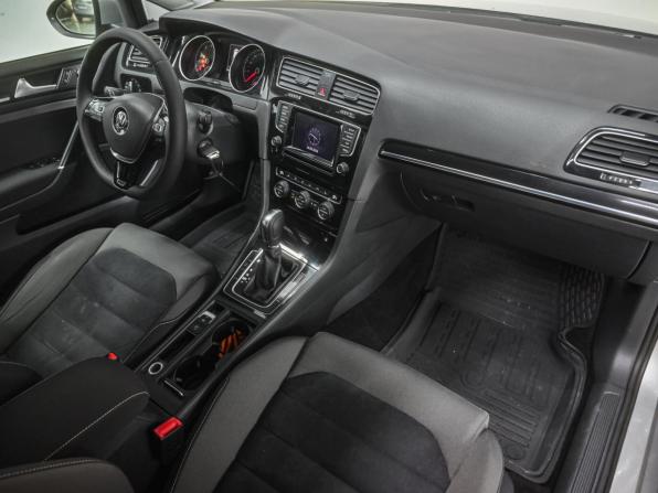 Volkswagen Golf VII с пробегом 2013 года, цена 1 299 000 рублей, 158000 км, хэтчбек, Автокод Объявления