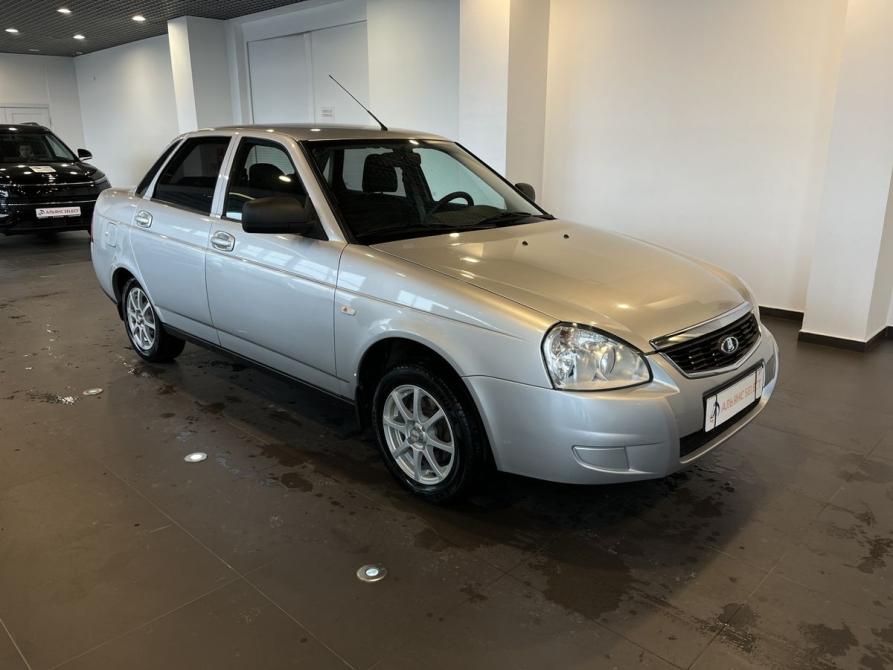 Lada (ВАЗ) Priora I Рестайлинг Чебоксары  - изображение 1