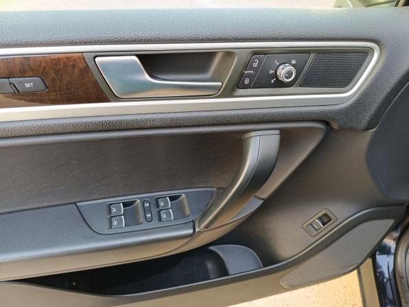 Volkswagen Touareg II с пробегом 2014 года, цена 1 829 000 рублей, 199798 км, внедорожник, Автокод Объявления
