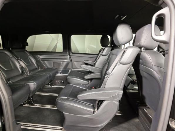 Mercedes-Benz V-Класс III (W447) с пробегом 2018 года, цена 4 135 000 рублей, 143684 км, минивэн, Автокод Объявления