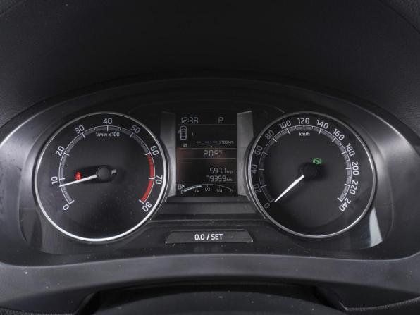 Skoda Rapid I Рестайлинг с пробегом 2019 года, цена 1 480 000 рублей, 79359 км, лифтбек, Автокод Объявления