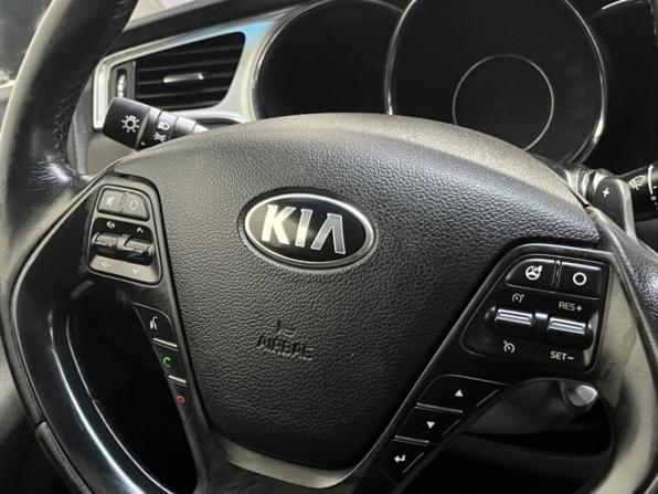 Kia Ceed II Рестайлинг с пробегом 2016 года, цена 1 125 000 рублей, 203460 км, хэтчбек, Автокод Объявления