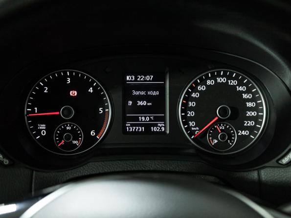 Volkswagen Sharan II Рестайлинг с пробегом 2019 года, цена 2 850 000 рублей, 137729 км, минивэн, Автокод Объявления