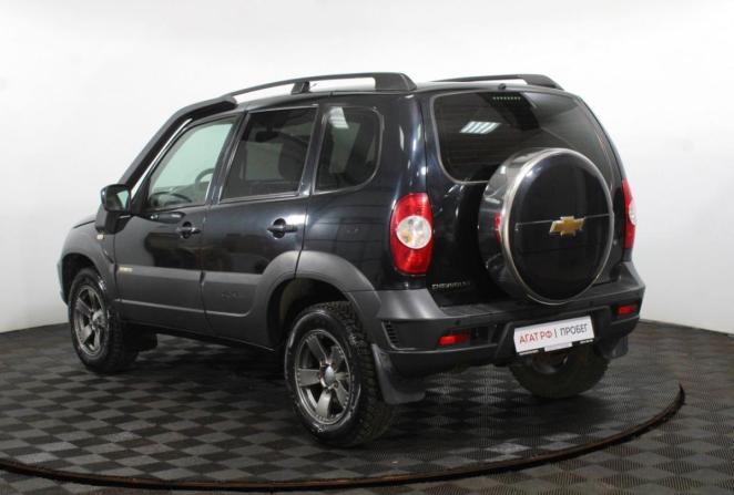 Chevrolet Niva I Рестайлинг с пробегом 2017 года, цена 750 000 рублей, 100294 км, внедорожник, Автокод Объявления
