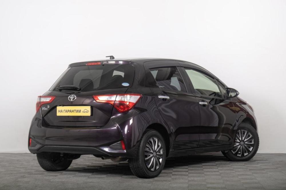 Toyota Vitz III (XP130) Рестайлинг Томск  - изображение 7