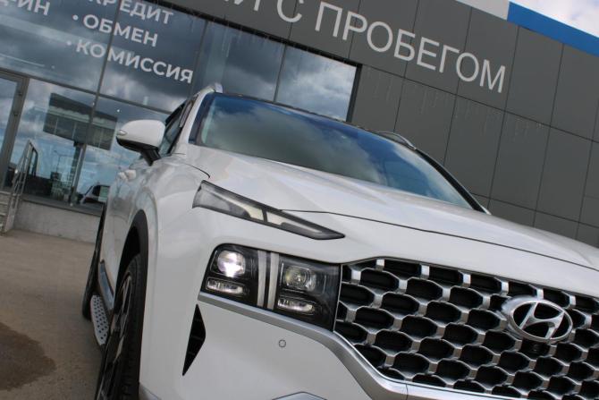 Hyundai Santa Fe IV Рестайлинг с пробегом 2022 года, цена 3 899 000 рублей, 85159 км, внедорожник, Автокод Объявления