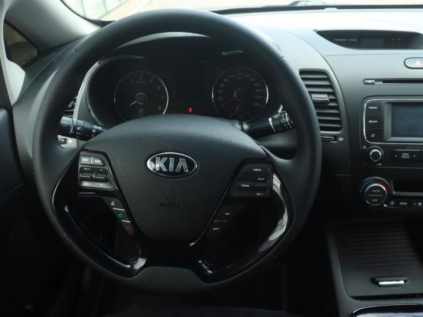 Kia Cerato III Рестайлинг (Classic) с пробегом 2018 года, цена 1 365 000 рублей, 132721 км, седан, Автокод Объявления