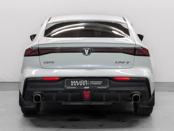 Changan UNI-V I с пробегом 2023 года, цена 2 150 000 рублей, 32676 км, лифтбек, Автокод Объявления