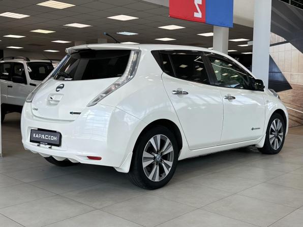 Nissan Leaf I (ZE0/AZE0) с пробегом 2012 года, цена 890 000 рублей, 169000 км, хэтчбек, Автокод Объявления