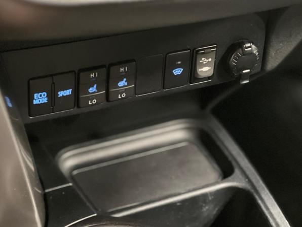 Toyota RAV4 IV (XA40) Рестайлинг с пробегом 2019 года, цена 2 799 000 рублей, 159684 км, внедорожник, Автокод Объявления