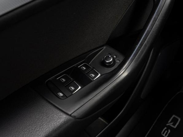 Audi Q3 I (8U) с пробегом 2013 года, цена 1 600 000 рублей, 210584 км, внедорожник, Автокод Объявления