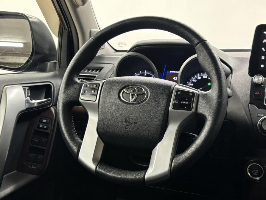 Toyota Land Cruiser Prado 150 Series Рестайлинг 1 Вологда  - изображение 18
