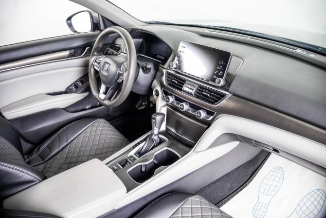 Honda Accord X с пробегом 2019 года, цена 1 999 000 рублей, 162452 км, седан, Автокод Объявления