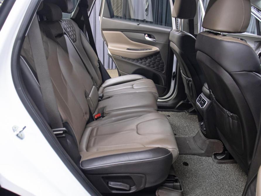 Hyundai Santa Fe IV Рестайлинг Москва  - изображение 12