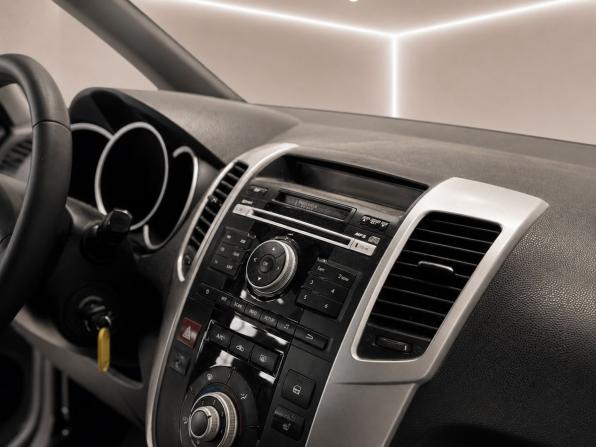 Kia Venga I с пробегом 2012 года, цена 943 000 рублей, 194000 км, компактвэн, Автокод Объявления