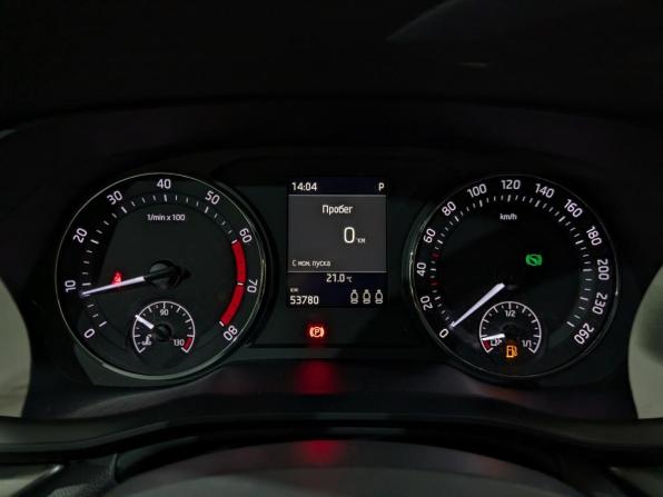 Skoda Octavia IV (A8) с пробегом 2021 года, цена 2 465 000 рублей, 53778 км, лифтбек, Автокод Объявления