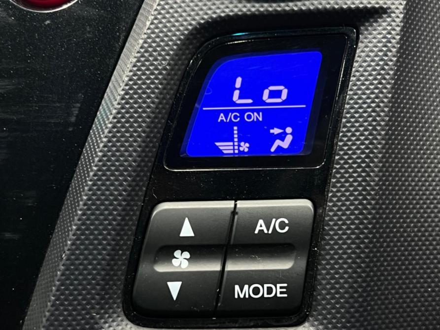 Honda Insight II Кемерово  - изображение 12