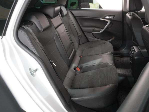 Opel Insignia I с пробегом 2012 года, цена 999 000 рублей, 250434 км, универсал, Автокод Объявления