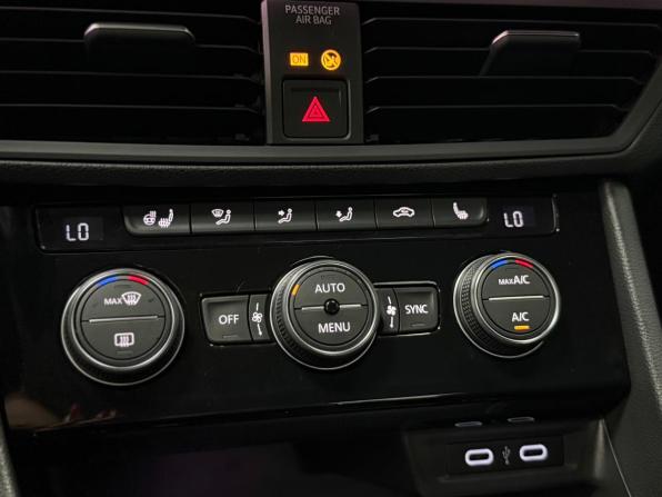 Volkswagen Jetta VII с пробегом 2020 года, цена 2 299 000 рублей, 30849 км, седан, Автокод Объявления