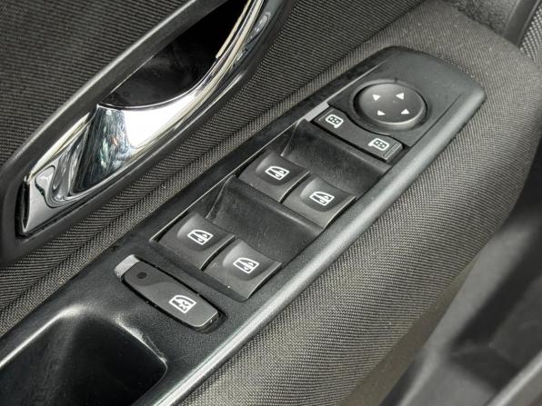 Renault Fluence I с пробегом 2012 года, цена 900 000 рублей, 54133 км, седан, Автокод Объявления