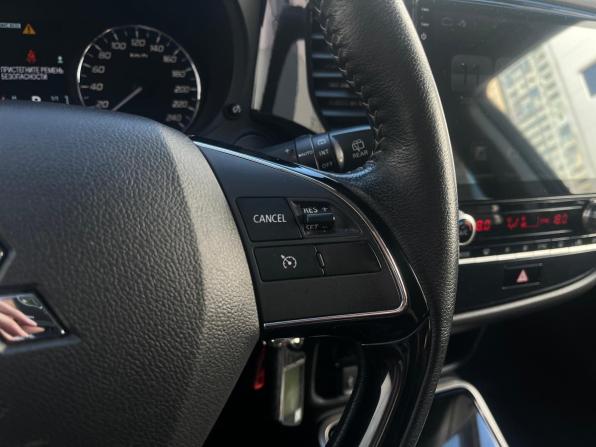 Mitsubishi Outlander III Рестайлинг 3 с пробегом 2021 года, цена 2 599 000 рублей, 56800 км, внедорожник, Автокод Объявления