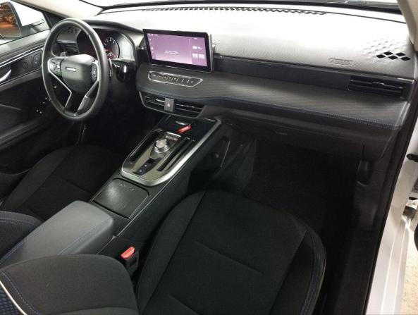 Haval Jolion I с пробегом 2023 года, цена 1 829 000 рублей, 45000 км, внедорожник, Автокод Объявления