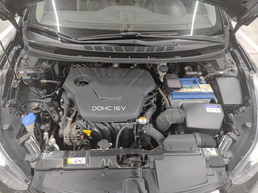 Hyundai Elantra V (MD) Казань  - изображение 11