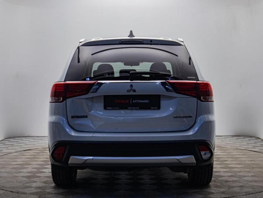 Mitsubishi Outlander III Рестайлинг 2 Москва  - изображение 4