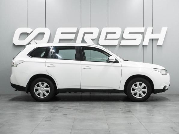 Mitsubishi Outlander III с пробегом 2013 года, цена 1 165 000 рублей, 175050 км, внедорожник, Автокод Объявления