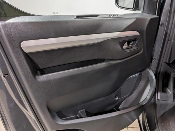 Peugeot Traveller I с пробегом 2020 года, цена 3 350 000 рублей, 51995 км, минивэн, Автокод Объявления