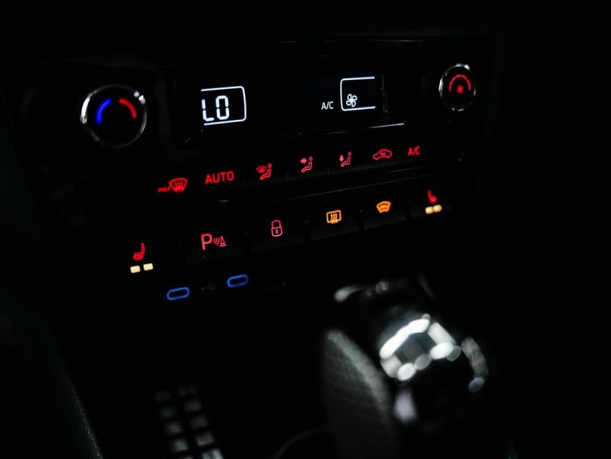 Volkswagen Polo VI Красноярск  - изображение 24