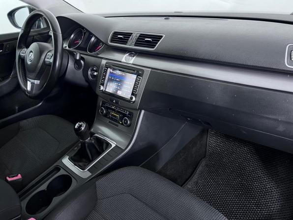 Volkswagen Passat B7 с пробегом 2011 года, цена 895 000 рублей, 200053 км, седан, Автокод Объявления