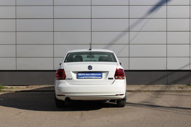 Volkswagen Polo V Рестайлинг с пробегом 2018 года, цена 965 000 рублей, 125797 км, седан, Автокод Объявления