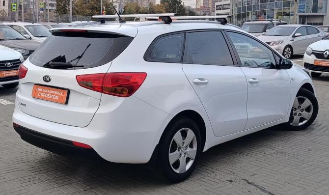 Kia Ceed II с пробегом 2014 года, цена 1 030 000 рублей, 156000 км, универсал, Автокод Объявления