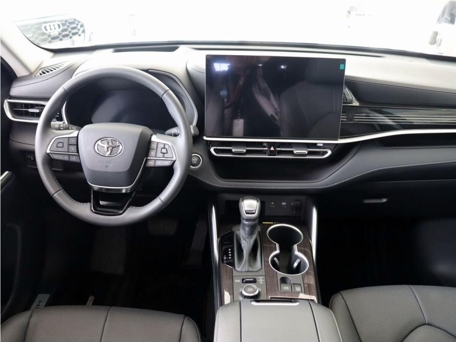 Toyota Highlander IV (XU70) Ярославль  - изображение 12