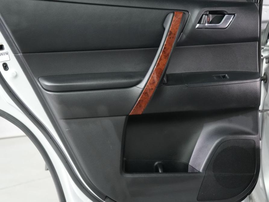 Toyota Highlander II (XU40) Рестайлинг Новосибирск  - изображение 8