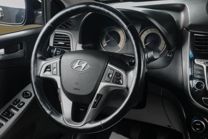 Hyundai Solaris I с пробегом 2014 года, цена 799 000 рублей, 168593 км, седан, Автокод Объявления