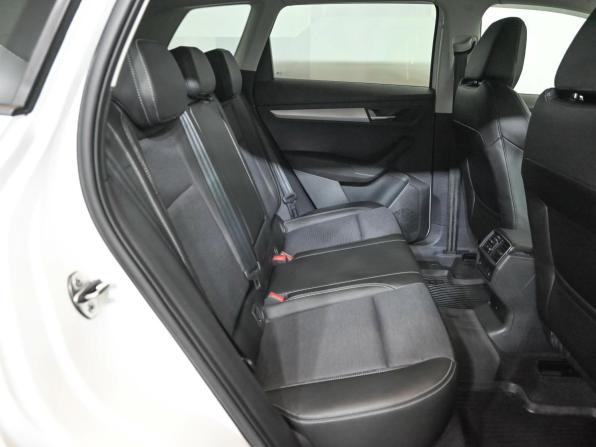 Skoda Karoq I с пробегом 2021 года, цена 2 750 000 рублей, 46495 км, внедорожник, Автокод Объявления