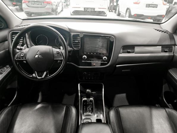 Mitsubishi Outlander III Рестайлинг 3 с пробегом 2021 года, цена 2 450 000 рублей, 143387 км, внедорожник, Автокод Объявления