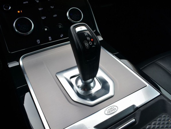 Land Rover Range Rover Evoque II с пробегом 2019 года, цена 3 399 000 рублей, 69594 км, offers.body_type.unknown, Автокод Объявления