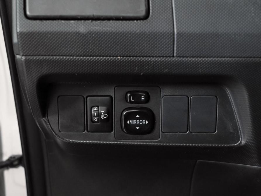 Toyota Auris I Рестайлинг Екатеринбург  - изображение 14