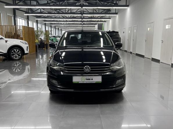 Volkswagen Polo V с пробегом 2015 года, цена 1 045 000 рублей, 100882 км, седан, Автокод Объявления