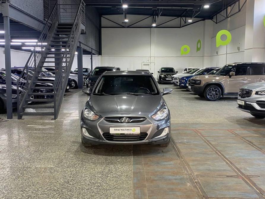 Hyundai Solaris I Санкт-Петербург  - изображение 2